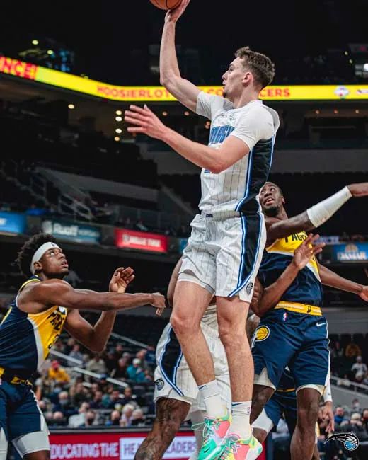 充满了高光 充满了高光