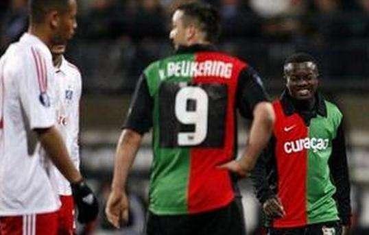 体育场内 体育场内