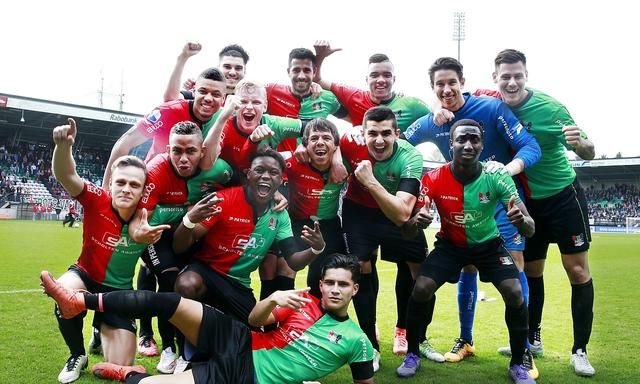 奥尔莫的足 奥尔莫的足